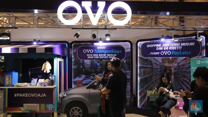 Dompet digital milik Lippo Group, OVO mengumumkan akan mengenakan biaya top up atau isu ulang. Aturan ini berlaku mulai 2 Maret 2020.