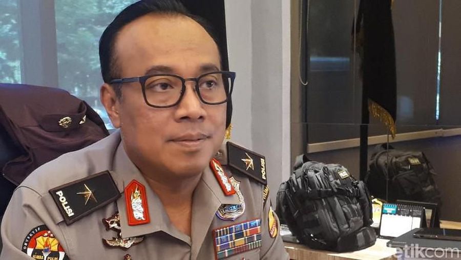 Hal itu disampaikan Kepala Biro Penerangan Masyarakat Polri Brigadir Jenderal Polisi Dedi Prasetyo dalam konferensi pers di kantornya, Rabu (13/11/2019) siang.
