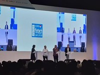 Kelola Data Pengguna, RI harus Belajar Dari India & China