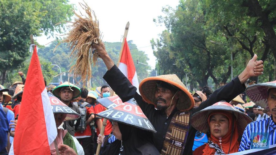 Mereka datang dari sejumlah wilayah yakni Jawa Barat, Banten, Jawa Tengah, Bali, Jambi, Sumatera Utara, Sulawesi Tenggara, dan Sulawesi Selatan.