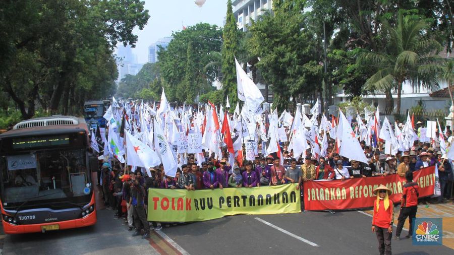 Mereka datang dari sejumlah wilayah yakni Jawa Barat, Banten, Jawa Tengah, Bali, Jambi, Sumatera Utara, Sulawesi Tenggara, dan Sulawesi Selatan.