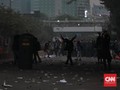 Mahasiswa Terlibat Bentrok dengan Polisi di Flyover TVRI