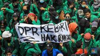 Penampakan Ribuan Mahasiswa Saat Geruduk Gedung DPR/MPR