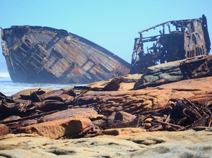 Pantai Seram Dijuluki Gerbang Neraka, Ada Ribuan Bangkai Kapal dan Kerangka