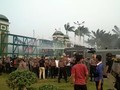 VIDEO: Polisi Tembakkan Gas Air Mata ke Arah Mahasiswa