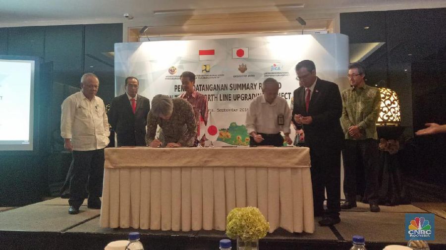 Pemerintah Indonesia dan Jepang memang sudah sepakat menggarap proyek kereta semi cepat Jakarta-Surabaya.
