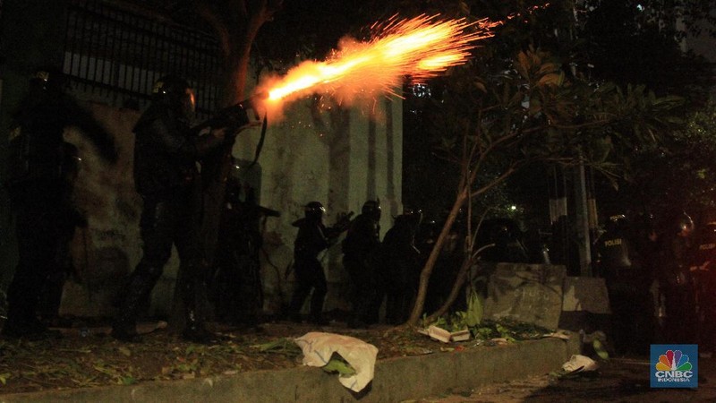 Rentetan peristiwa terangkum dalam dokumentasi dari seluruh Indonesia. Berikut adalah dokumentasi kaleidoskop di tahun 2019 pilihan redaksi foto CNBC Indonesia.