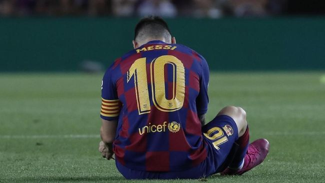 Enrique: Saya Tak Mungkin Ajari Messi Menggiring Bola