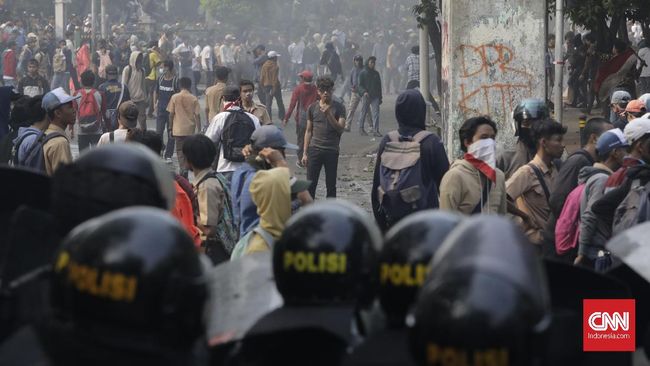 #STMMelawan Ricuh, Polisi Sulit Bedakan Pelajar dan Perusuh