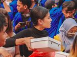 Cerita Awkarin & 3.000 Nasi Kotak Buat Para Aktivis Mahasiswa