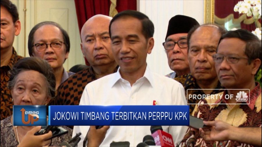 Berbagai pihak terus mendesak Presiden Joko WIdodo untuk menerbitkan Perppu KPK.