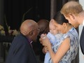 Gemasnya Bayi Archie Windsor dengan Overall 'Murah' di Afrika