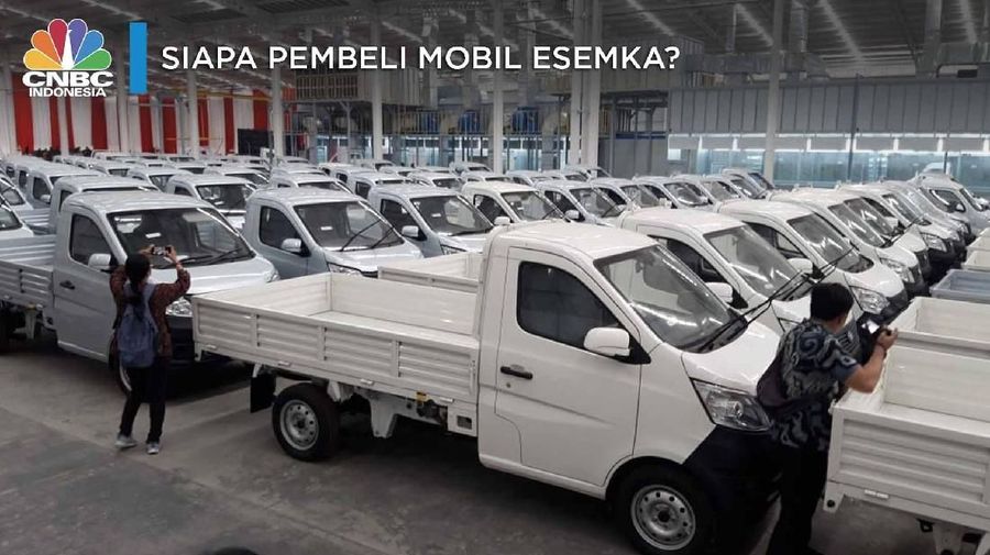 Pihak pemesan mobil Esemka mulai berdatangan, tak diduga datang dari instansi pemerintah pusat dan pemerintah daerah.