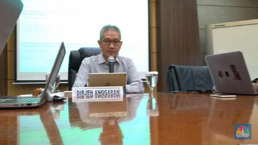 Pemerintah lagi dan lagi tak mampu mengejar target penerimaan pajak yang tertuang dalam APBN.