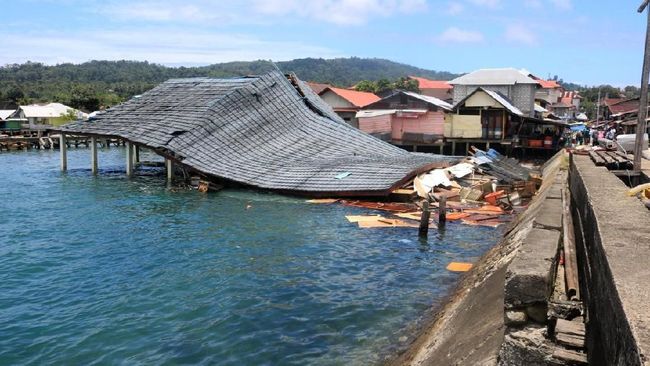 Korban Meninggal Gempa Ambon Meningkat Jadi 20 Orang