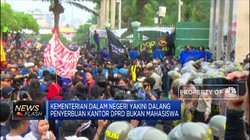 Kemendagri : Dalang Penyerbuan Kantor DPRD Bukan Mahasiswa
