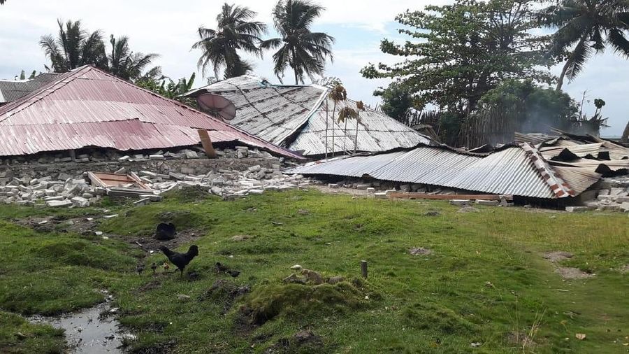 Badan Nasional Penanggulangan Bencana (BNPB) merilis jumlah korban terbaru korban gempa M 6,5 yang melanda Ambon, Maluku, Kamis (26/9/2019)