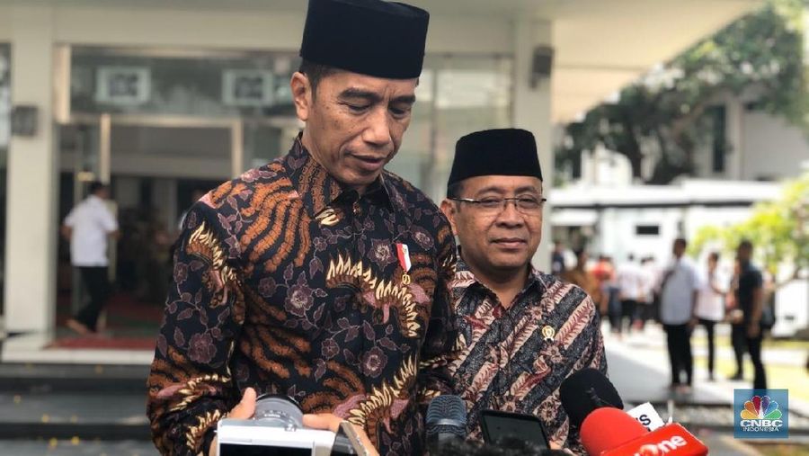 Jokowi membuka peluang untuk mengeluarkan Perppu untuk membatalkan Undang-Undang (UU) Komisi Pemberantasan Korupsi (KPK)