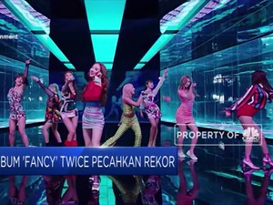 Wah! Album Fancy Twice Laku Keras di Amerika Serikat