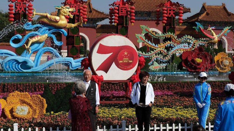 Pada hari kemerdekaan yang ke-70 ini, China akan menggelar parade militer terbesar yang memamerkan beberapa persenjataannya yang paling canggih