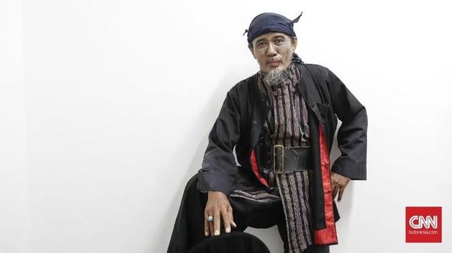 Srimulat memang sudah jarang terlihat ditelevisi saat ini, tapi dari beberapa personil masih tetap eksis dibelakang layar.