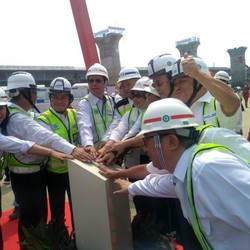Rini: Kereta Cepat JKT-BDG Jadi yang Pertama di Asia Tenggara