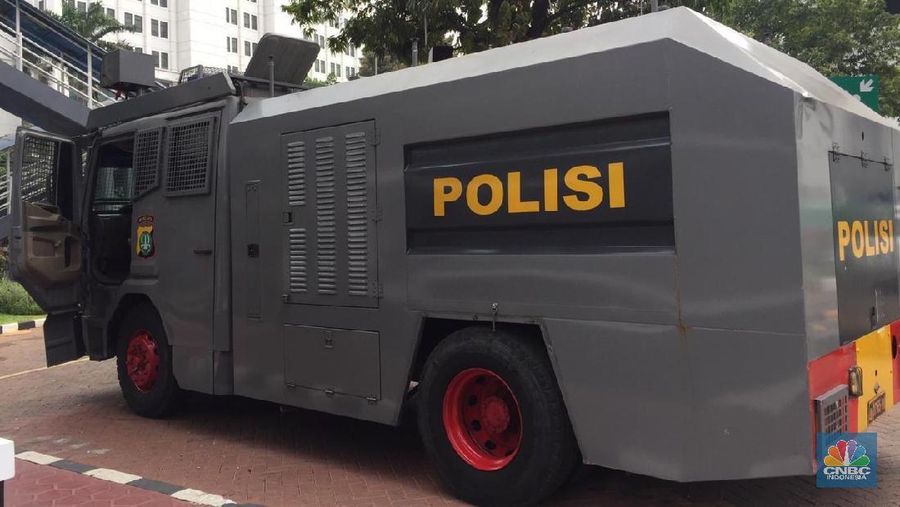 Kedatangan DEN KSBI ini untuk melakukan protes atas kenaikan iuran BPJS Kesehatan.