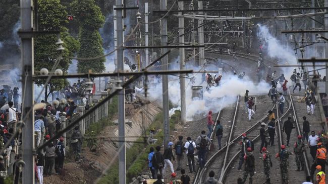 Kronologi Kericuhan hingga ke Atma Jaya versi Mahasiswa