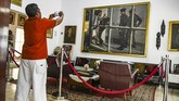 Sebelum menjadi museum, tempat ini merupakan kediaman Jenderal Ahmad Yani yang saat itu menjabat Panglima Angkatan Darat RI.