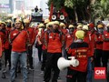Massa Buruh di Gedung DPR Minta Bertemu Puan Maharani