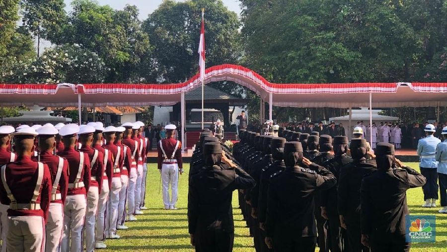 Presiden Joko Widodo menjadi inspektur Upacara Hari Kesaktian Pancasila(chandra gian asmara)