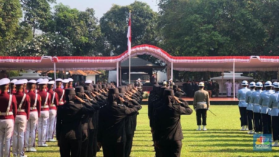 Jokowi dan Kalla tiba di lokasi pada pukul 08:05 WIB