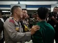 VIDEO: Aparat Keamanan Kawal Mahasiswa Pulang Demo