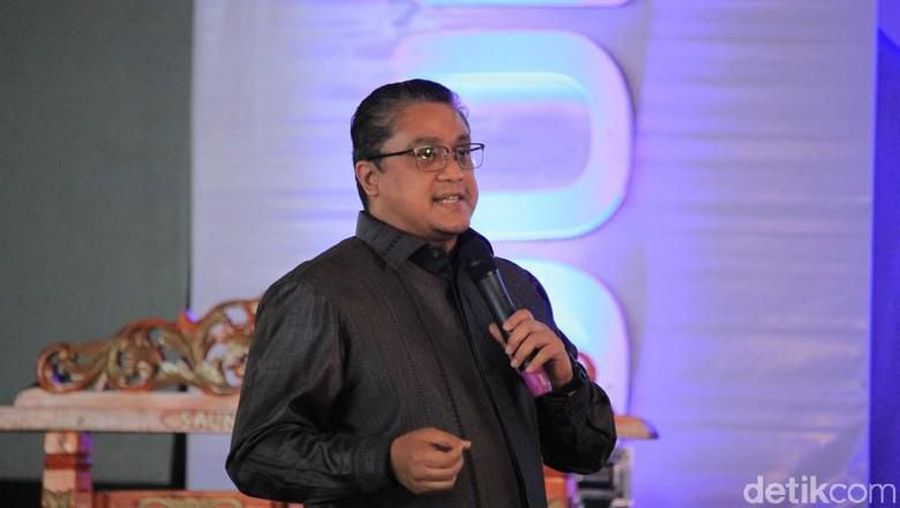 Setidaknya 14 artis ibukota resmi dilantik menjadi anggota Dewan Perwakilan Republik (DPR) RI, Selasa (1/10/2019).