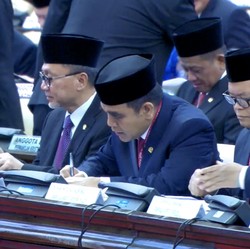 Ketua MPR RI Dipilih Secara Mufakat, Dilantik Pukul 19.00 WIB