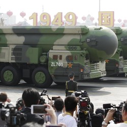 China Dilaporkan Bangun 'Ladang' Silo Rudal Balistik Baru