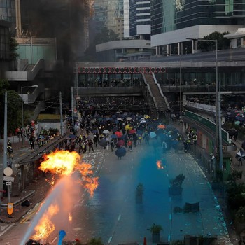 Hong Kong Memanas Saat China Rayakan Ultah ke-70