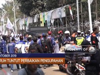 Demo Buruh di DPR hingga Resesi AS Kian Nyata