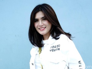 Angela Lee Manfaatkan Status Artis, Buat Korban Percaya Langsung Jual 15 Tas