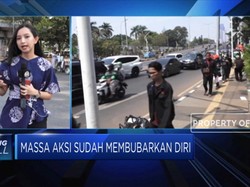 Demo Singkat, Buruh Tinggalkan DPR