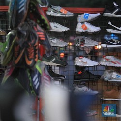 Ini Bukti Sepatu Impor Vietnam Obrak-Abrik Pasar RI