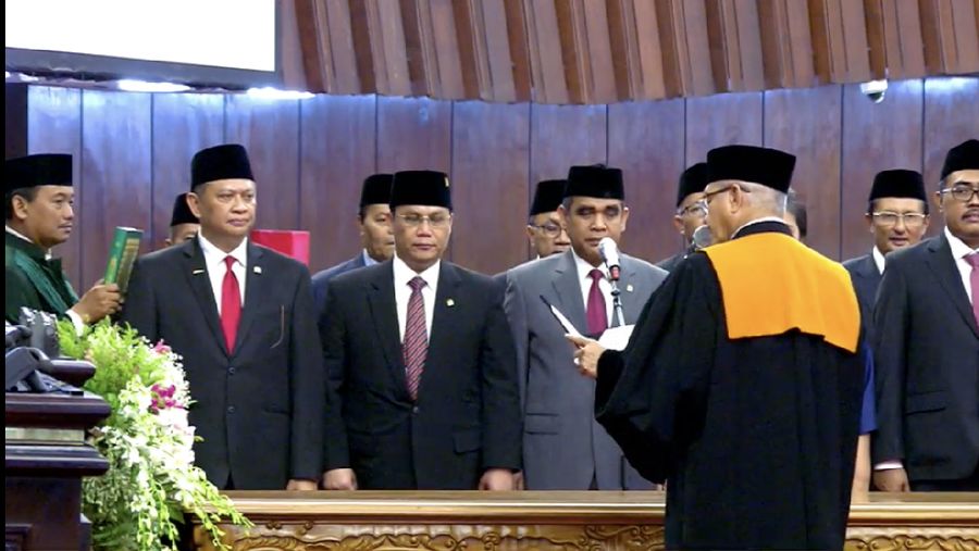 Terpilih sebagai ketua MPR RI adalah Bambang Soesatyo dari Fraksi Partai Golongan Karya.