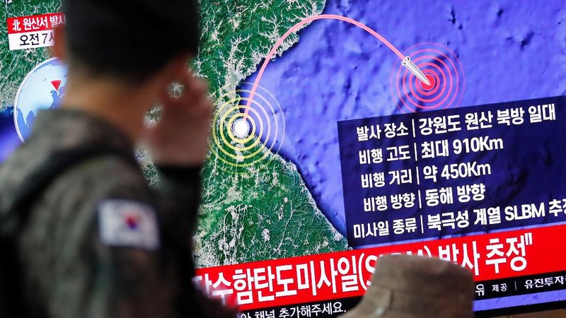 Rudal diluncurkan Korea Utara pada Hari Rabu (02/10/2019) dan melayang terbang menuju Laut Timur di kawasan Jepang.