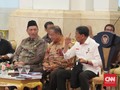 Gaya Peci Hitam Luhut dalam Sidang Kabinet Terakhir di Istana