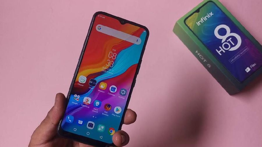 Vendor smartphone Infinix akhir membawa ponsel android Infinix Hot 8 ke Indonesia.