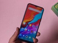 Resmi Masuk RI, Ini Spesifikasi & Harga Infinix Hot 8
