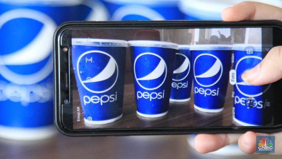 Penyebab Pepsi mengakhiri kontrak dengan mitra di Indonesia memang belum pasti.