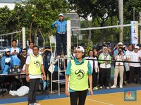Gaya Sri Mulyani Main Voli bersama Bos BI, OJK, dan LPS