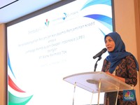 Usai Rudiantara, Giliran Sinthya Roesly Dikuliti Dahlan Iskan