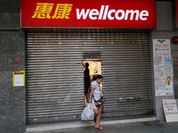 Hong Kong Kacau, Warga Borong Sembako & Kuras ATM